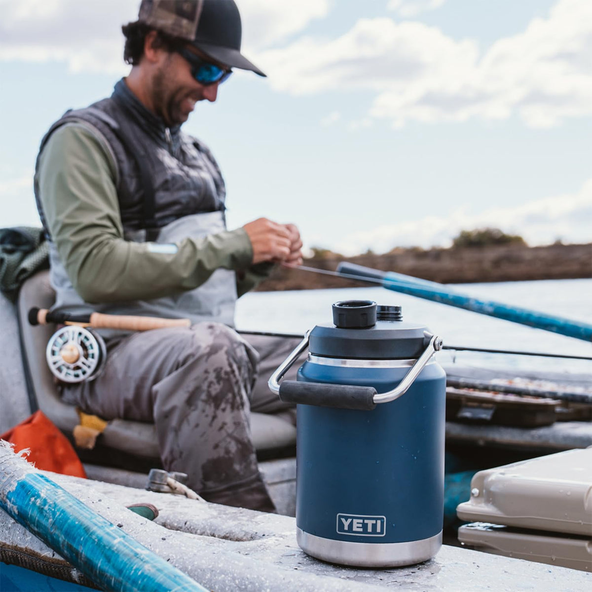 YETI Rambler Half Gallon Jug 2.0, Vacuum Insulated, Leakproof, Stainless Steel with MagCap