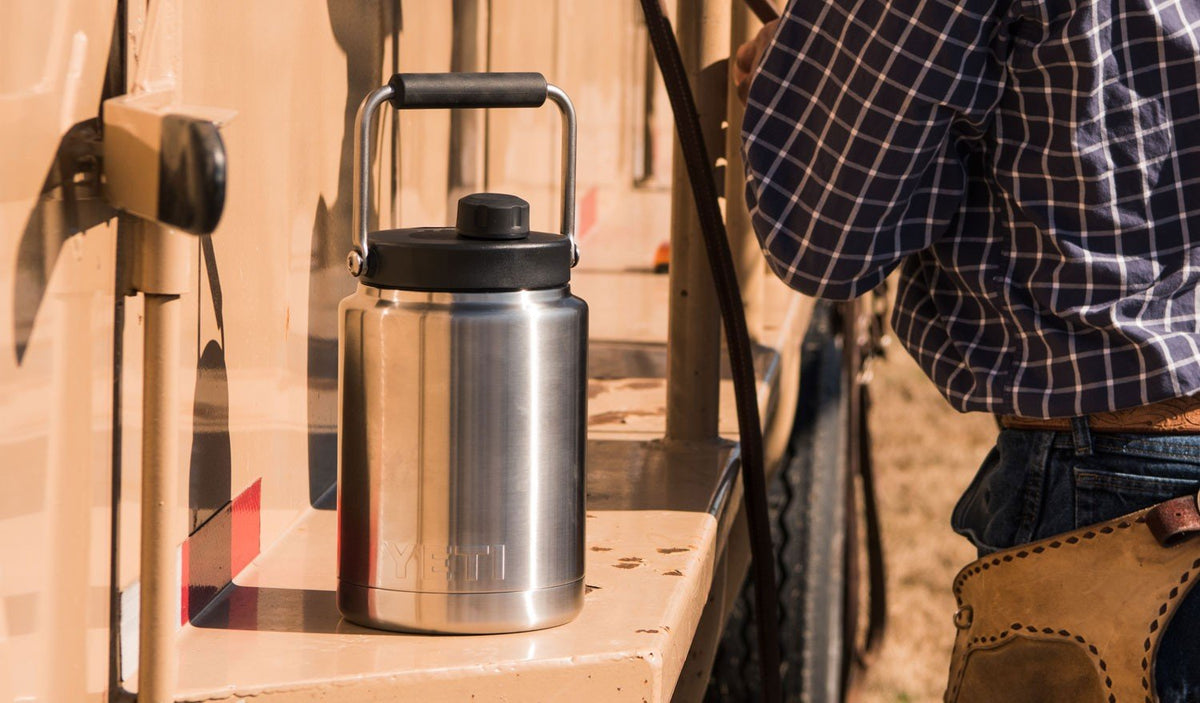 YETI Rambler Half Gallon Jug with MagCap