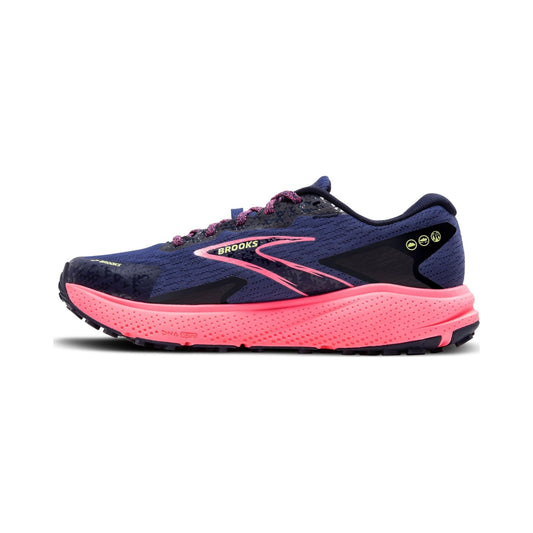 Brooks Divide 5 GTX women's trail sneaker in navy with coral sole