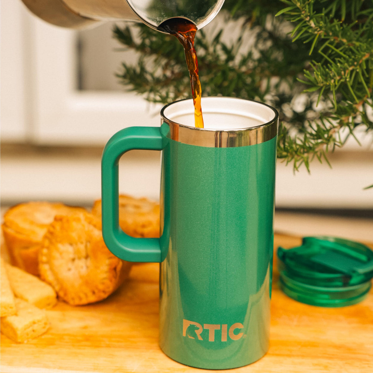 RTIC Road Trip Ceramic-Lined Travel Mug with Lid and Handle